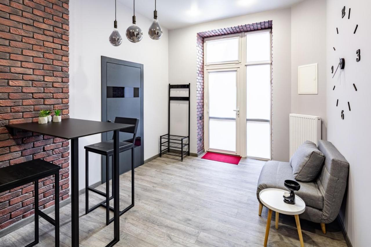 Stylish Apartment In The Center Lwów Zewnętrze zdjęcie